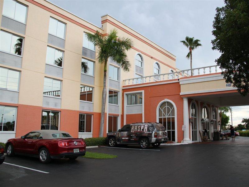 Western Myers And 3* Fort Myers