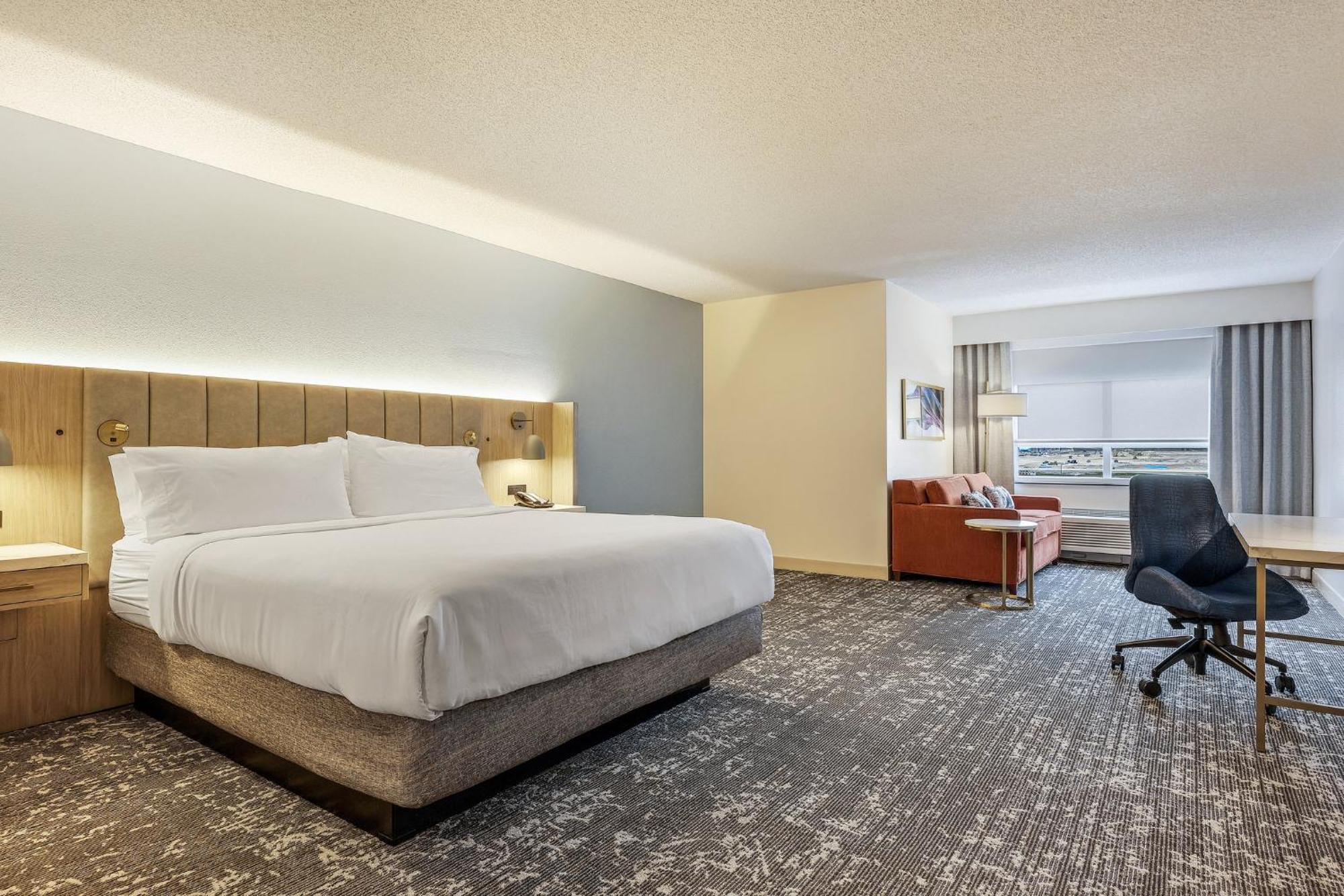 Crowne Plaza Ft Myers Gulf Coast By Ihg