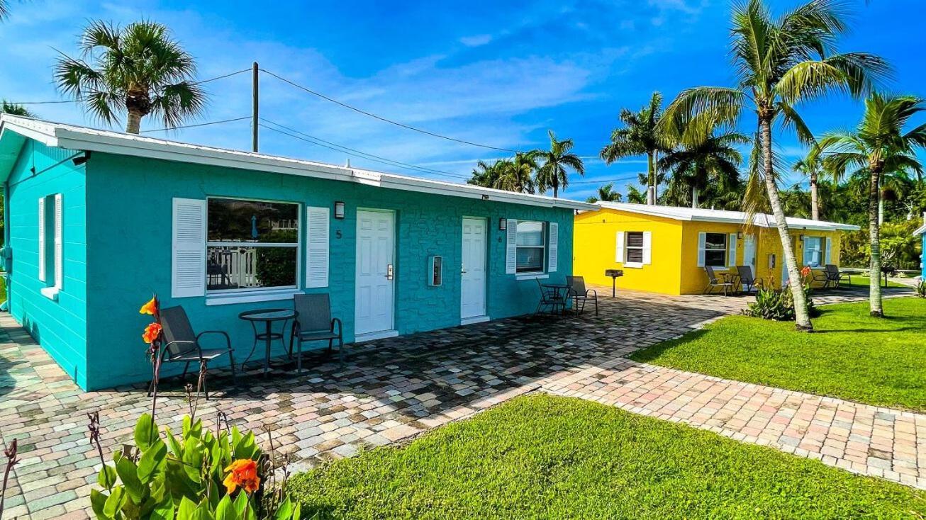 Holiday home Poolfront Near With Full Kitchen! Fort Myers