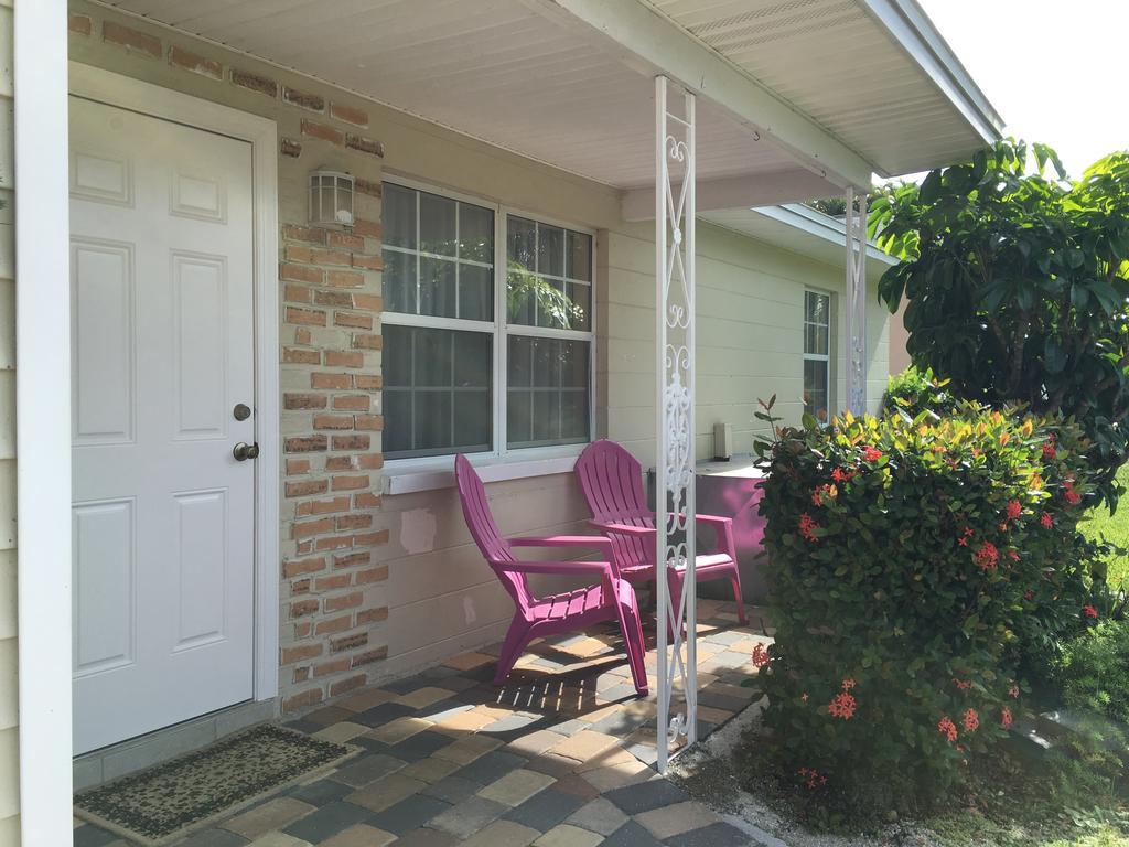 Fountain Cottages Motel