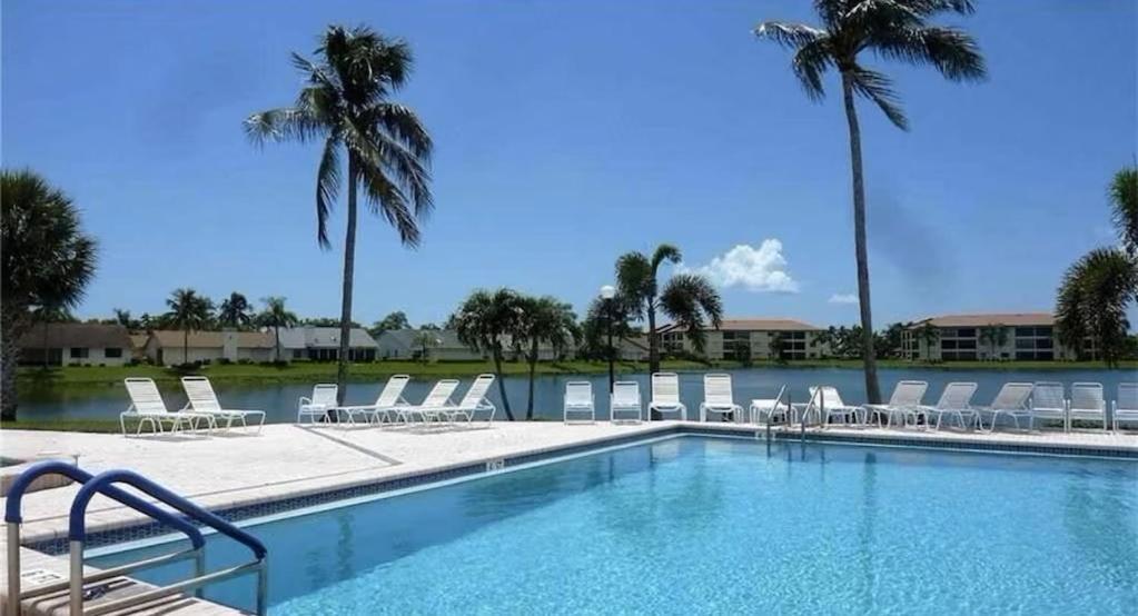 Holiday home Association, Tennis Courts And Pool, Sleeps 4 - Cinnamon Cove Cozy Fort Myers