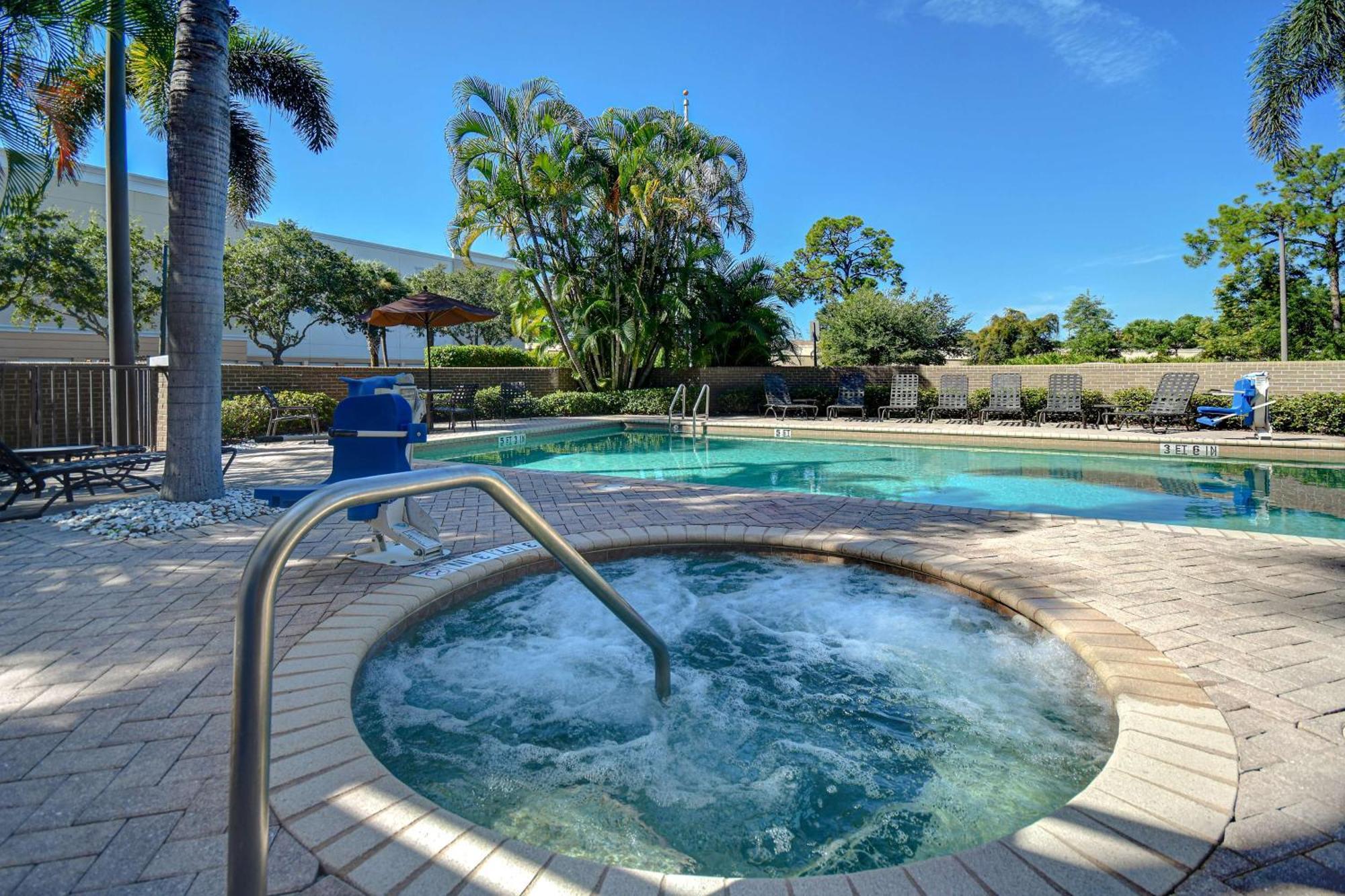 Hilton Garden Myers Hotel