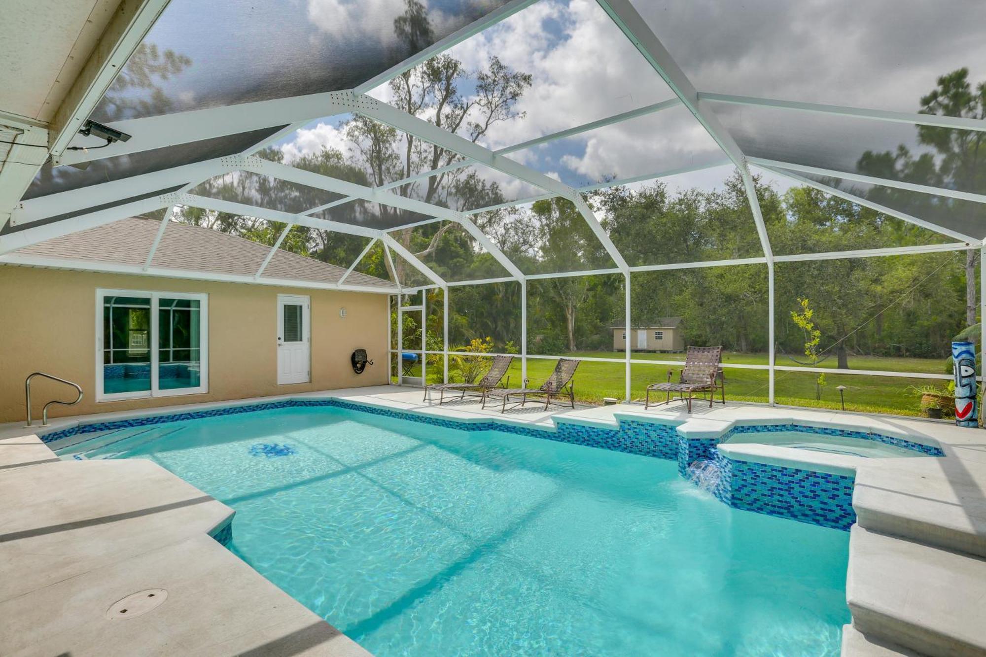 Private Myers Escape With Screened Pool And Lanai *