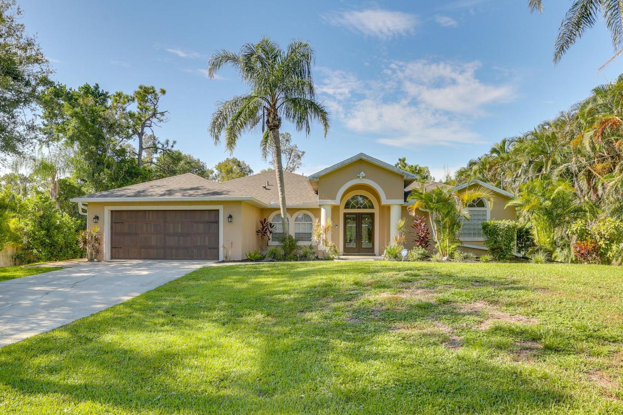 Private Myers Escape With Screened Pool And Lanai Holiday home
