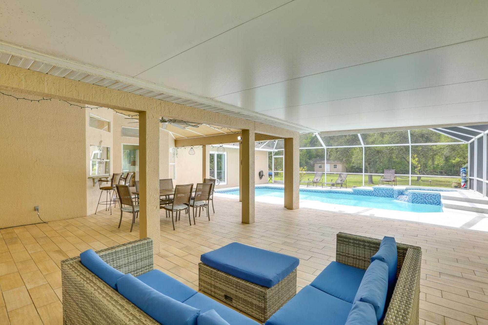 Private Myers Escape With Screened Pool And Lanai *