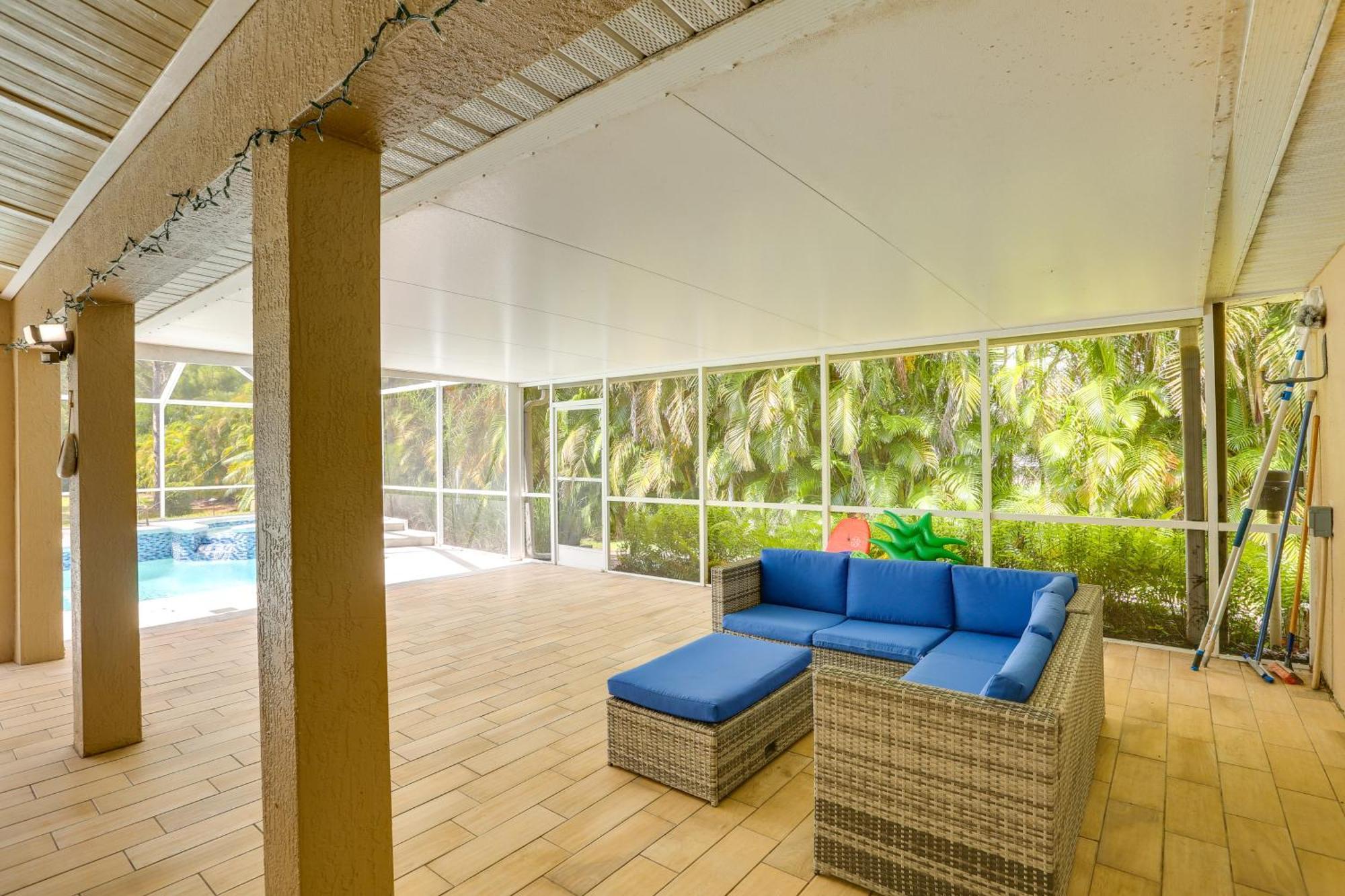 Holiday home Private Myers Escape With Screened Pool And Lanai *