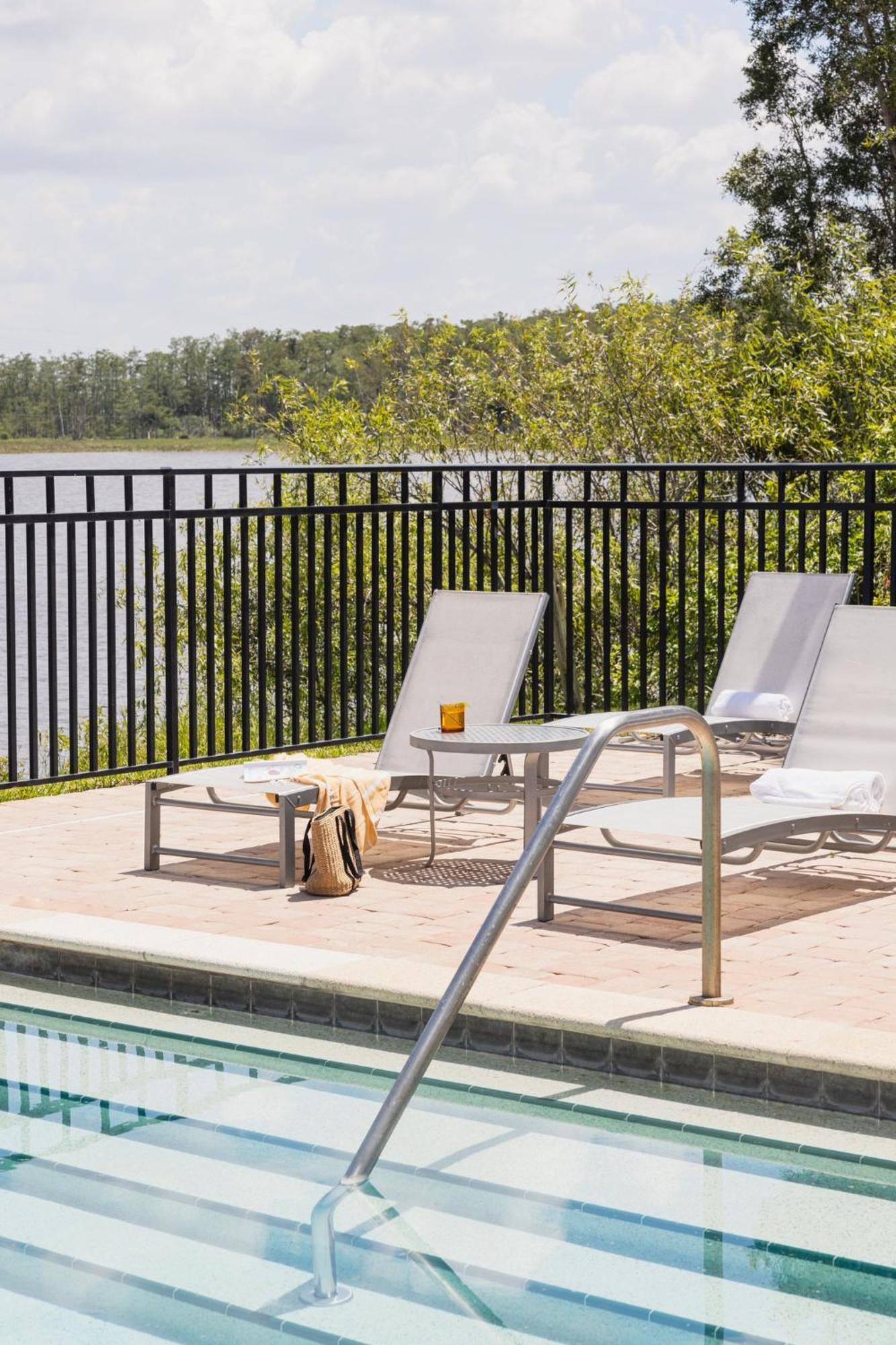 Hotel Crowne Plaza Ft Myers Gulf Coast By Ihg 3*
