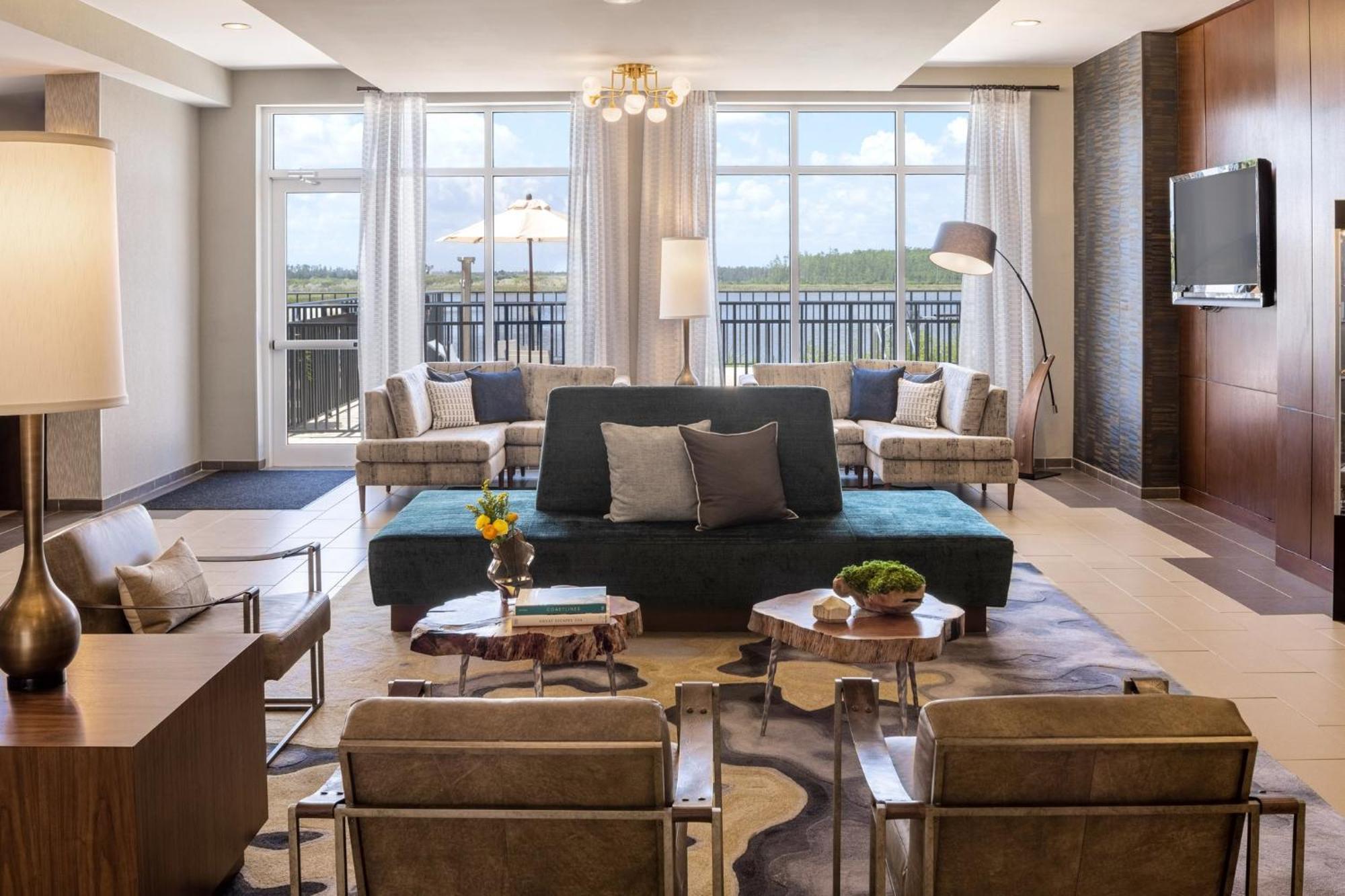Crowne Plaza Ft Myers Gulf Coast By Ihg 3*