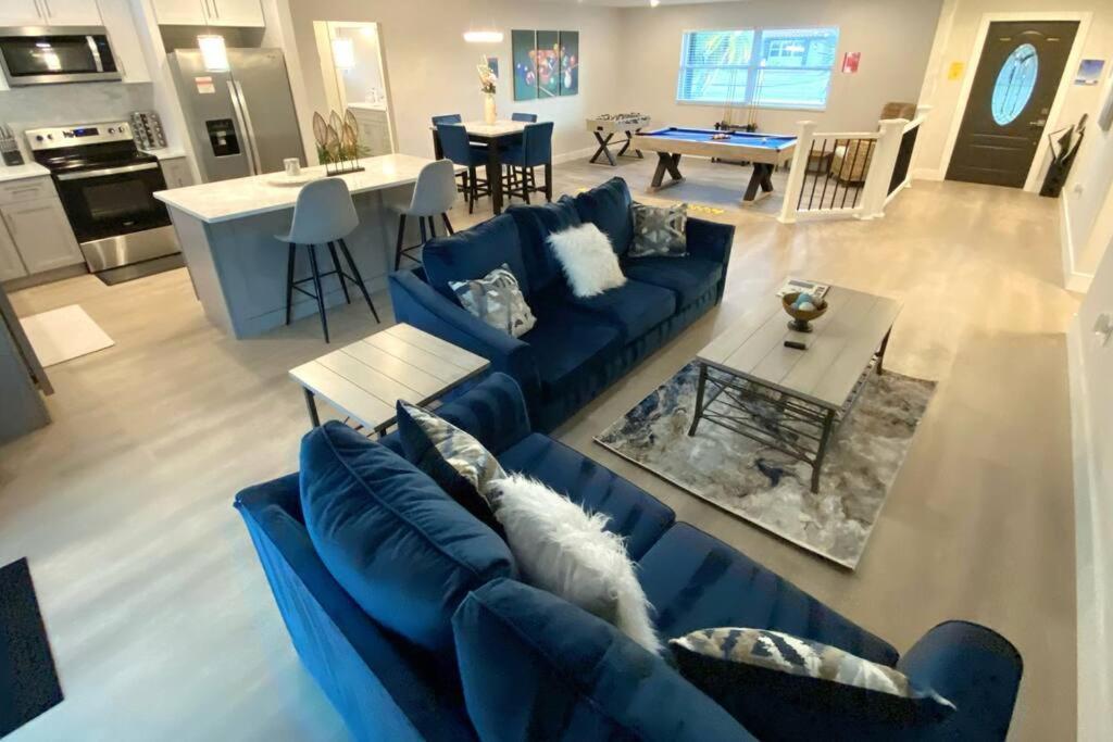 Waterfront Gulf Gateway: Pool/dock/grill/gameroom Holiday home