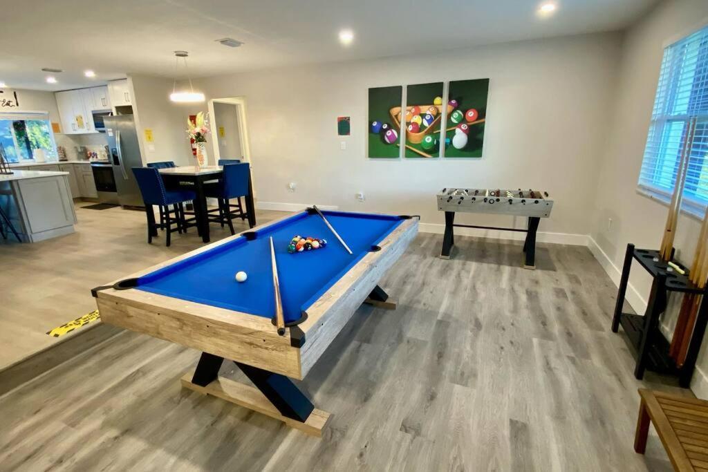 Holiday home Waterfront Gulf Gateway: Pool/dock/grill/gameroom *