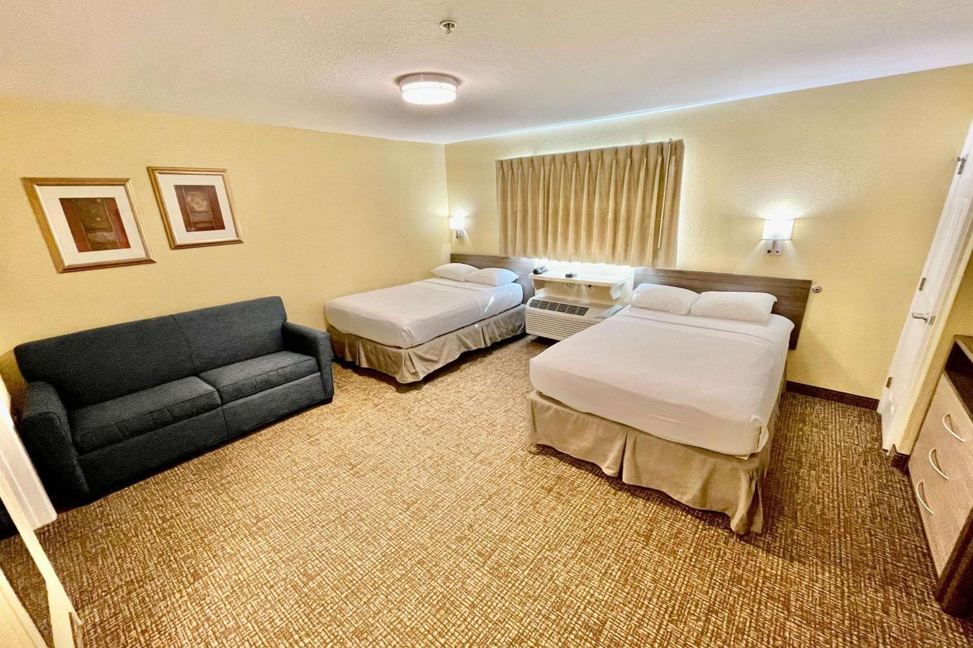 Suburban Myers Cape Coral Hotel 2*