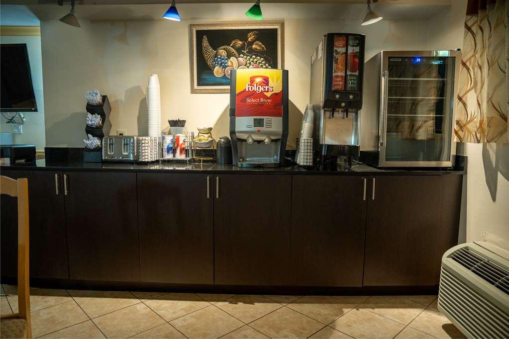Americas Value Myers Hotel 3*