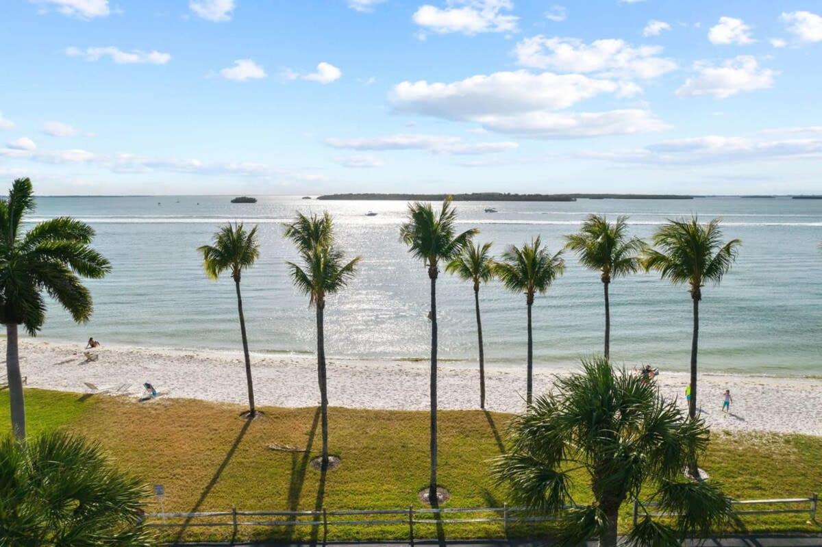 Apartment Gorgeous Renovated In Upscale Sanibel Harbour Tower