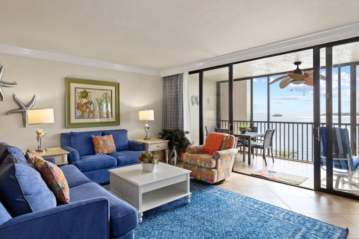 Gorgeous Renovated In Upscale Sanibel Harbour Tower *