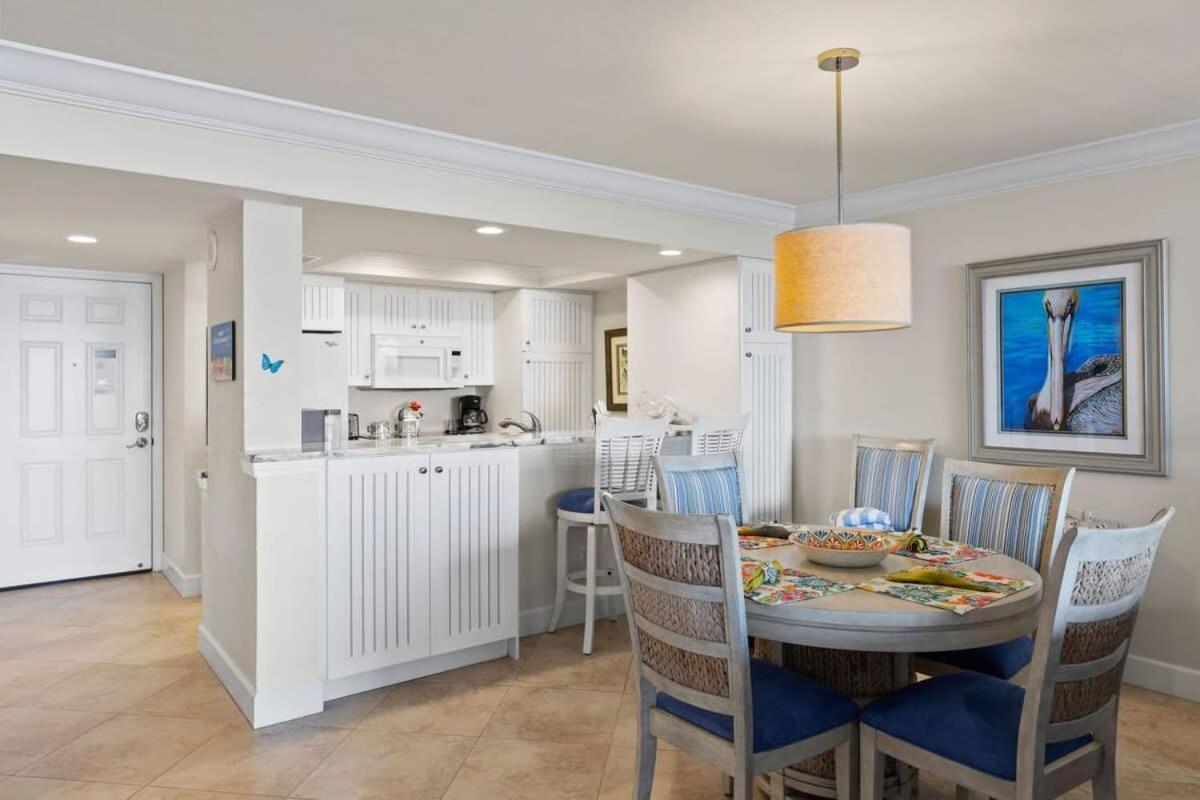 Apartment Gorgeous Renovated In Upscale Sanibel Harbour Tower Fort Myers