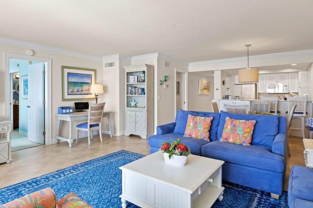 Gorgeous Renovated In Upscale Sanibel Harbour Tower Apartment