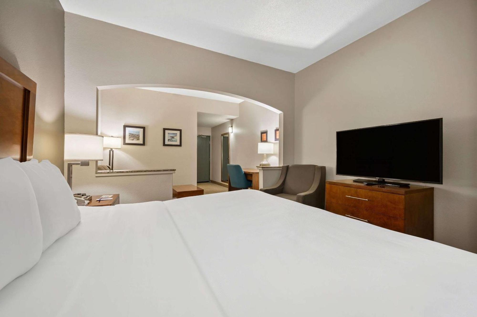 Inn Comfort Myers Northeast