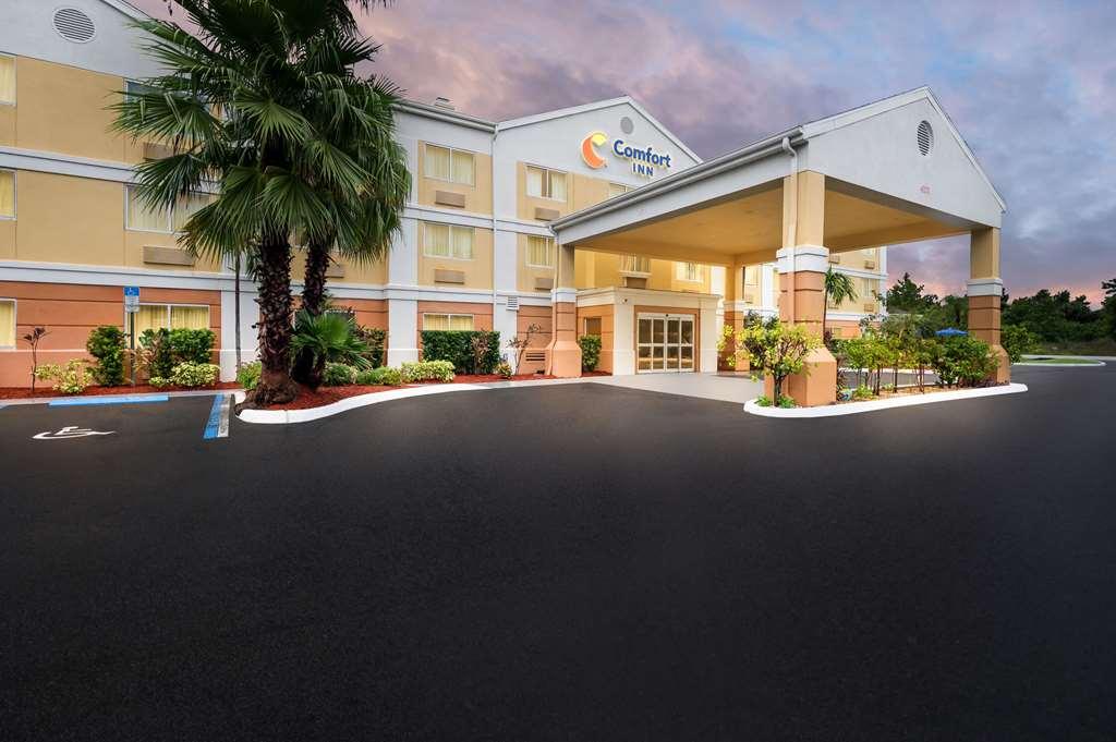 Comfort Myers Northeast 2*