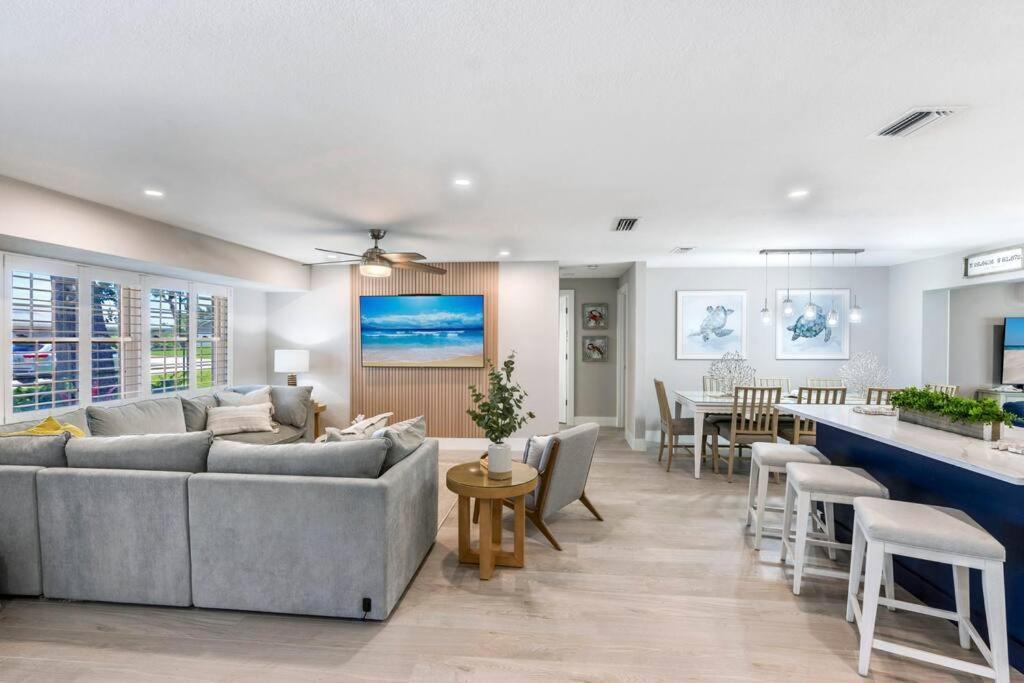 Stunning New Listing Complete Remodel Conveniently Located Three Bedroom Den With Sleeper Sofa *