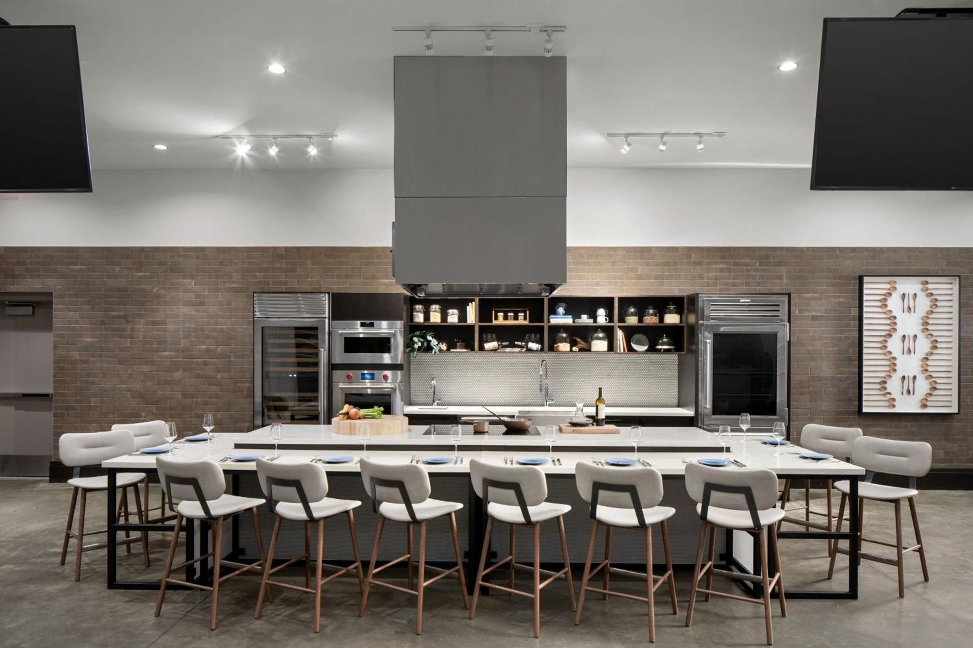 Luminary & Co., Autograph Collection Hotel