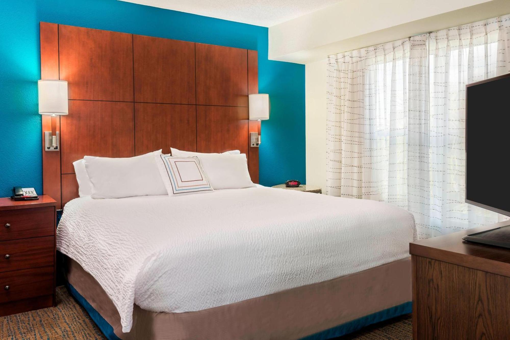 By Marriott Myers 3*