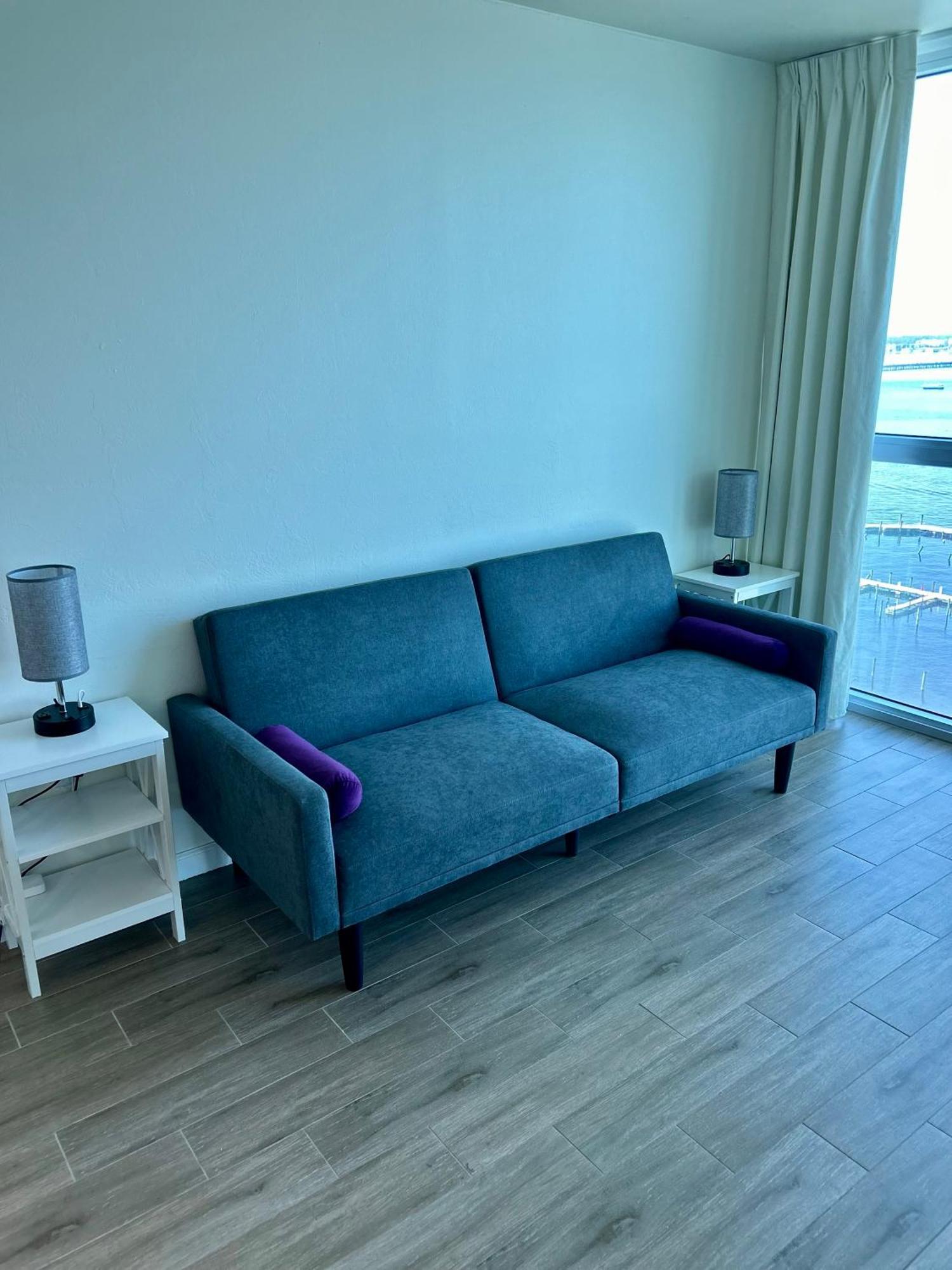 Stunning Water View Apartment Fort Myers