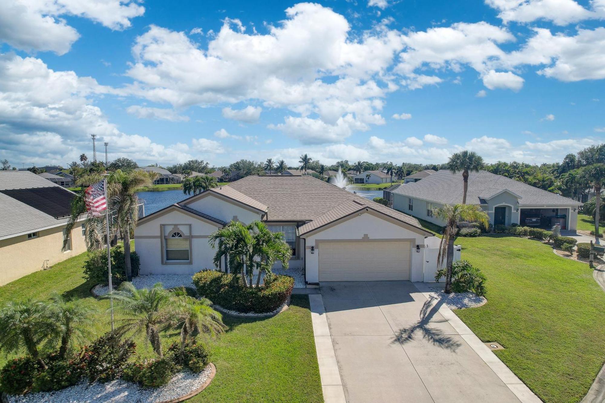 Sunny Myers With Heated Pool! * Fort Myers