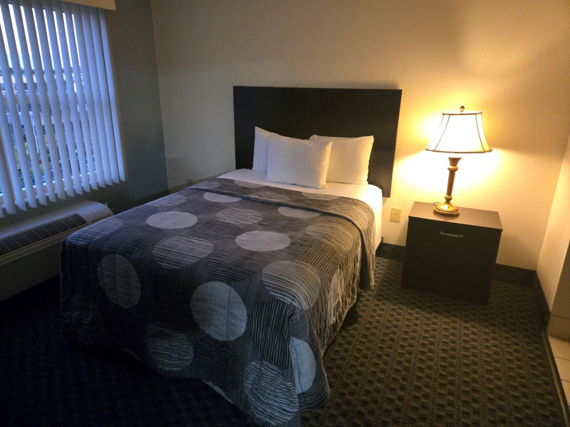 Allure Of Myers Hotel Fort Myers