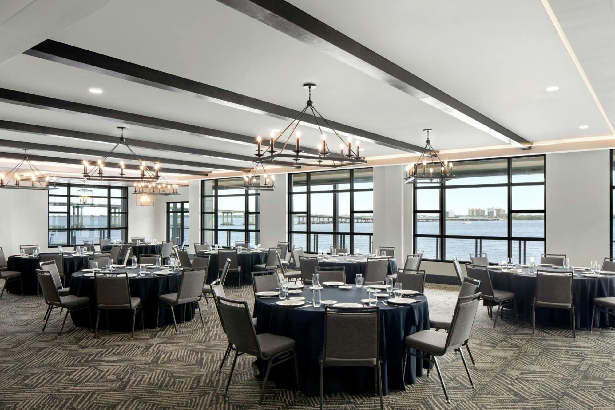 Hotel Luminary & Co., Autograph Collection 4*