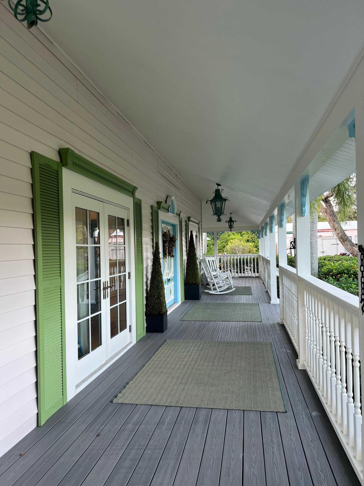 Holiday home Elegant Private Old South Florida Estate New Sleeps 18 To 20 Large Families Retreat Weddings Reunions Nanny Quarters *