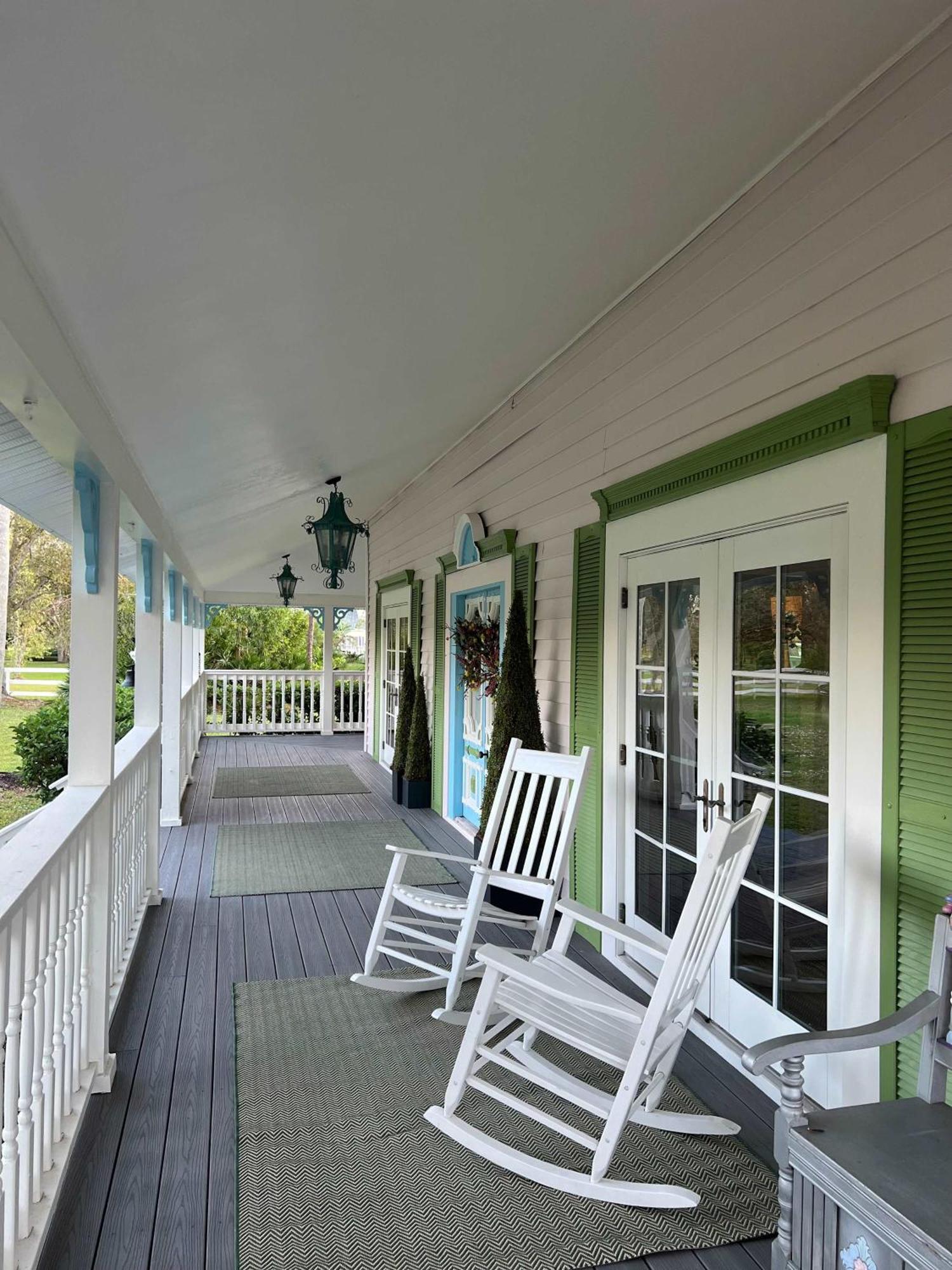 Holiday home Elegant Private Old South Florida Estate New Sleeps 18 To 20 Large Families Retreat Weddings Reunions Nanny Quarters *