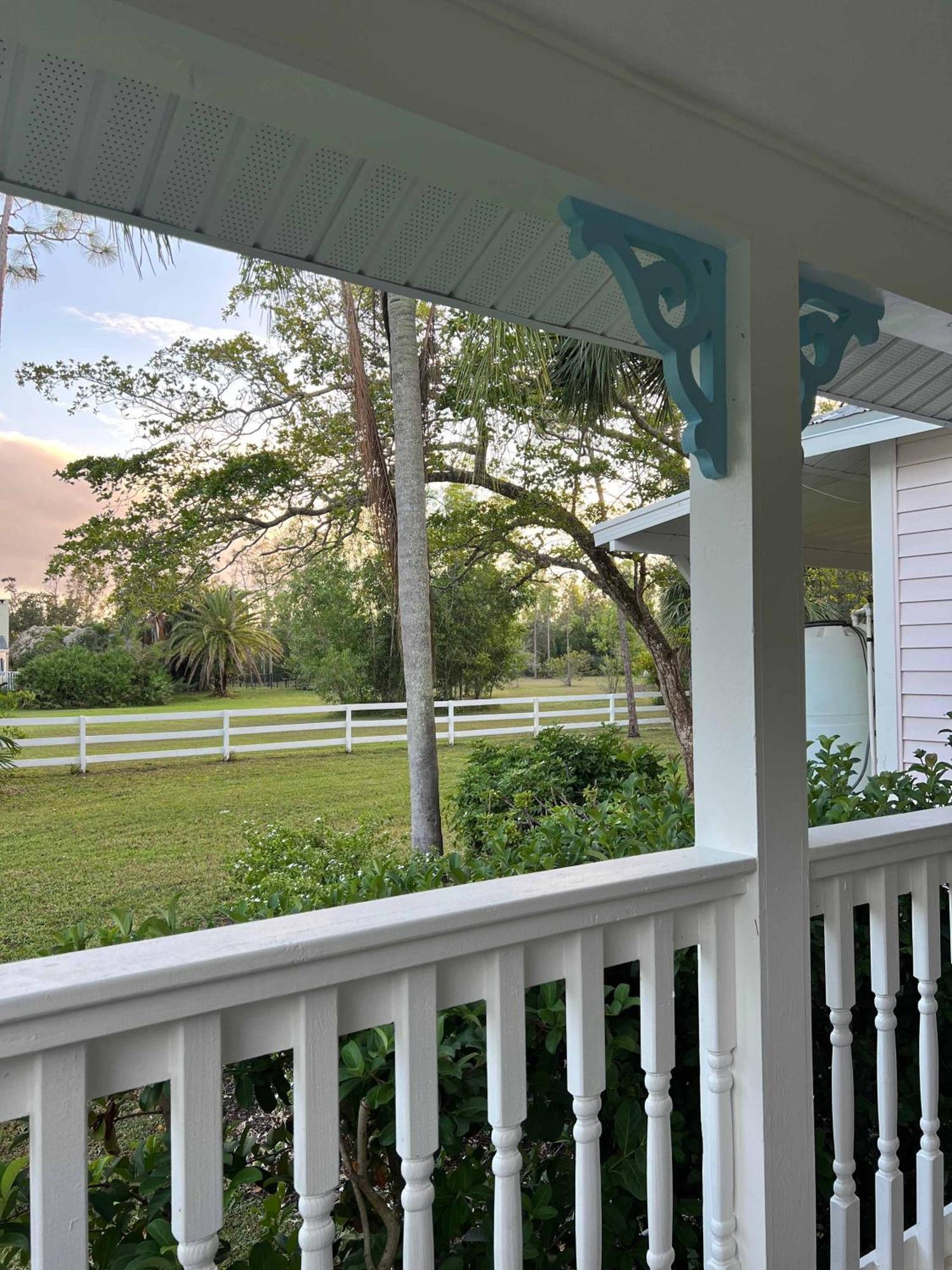 Elegant Private Old South Florida Estate New Sleeps 18 To 20 Large Families Retreat Weddings Reunions Nanny Quarters *