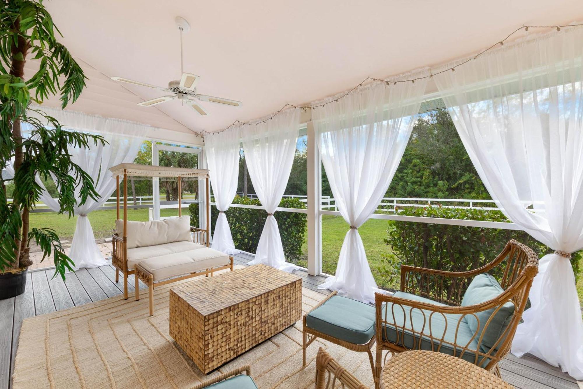 Elegant Private Old South Florida Estate New Sleeps 18 To 20 Large Families Retreat Weddings Reunions Nanny Quarters *