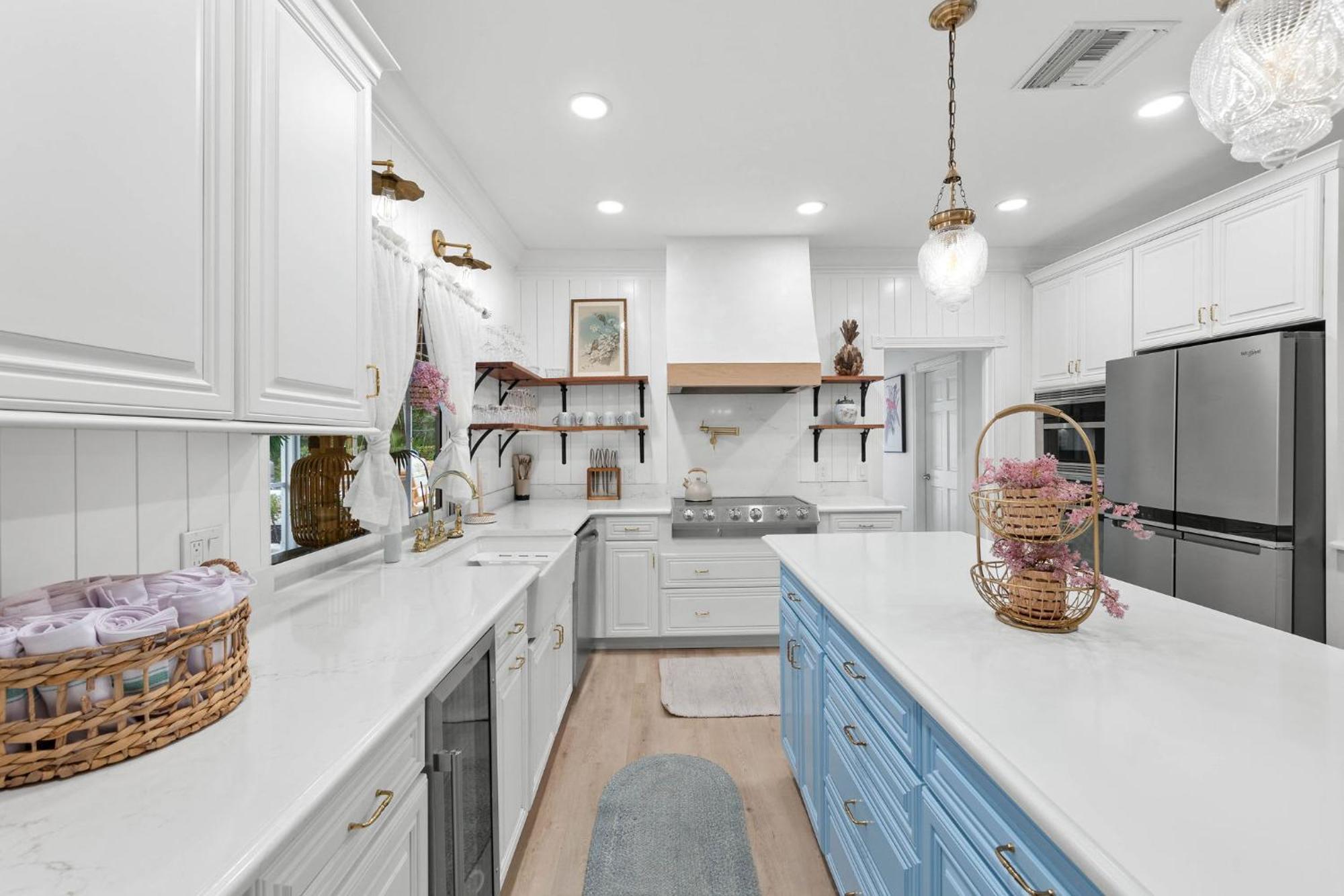 Elegant Private Old South Florida Estate New Sleeps 18 To 20 Large Families Retreat Weddings Reunions Nanny Quarters Holiday home