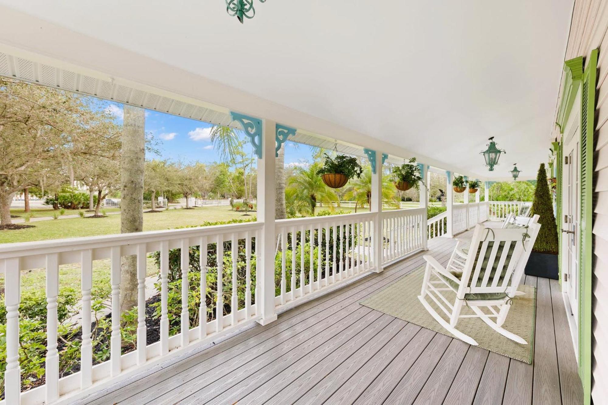 Holiday home Elegant Private Old South Florida Estate New Sleeps 18 To 20 Large Families Retreat Weddings Reunions Nanny Quarters