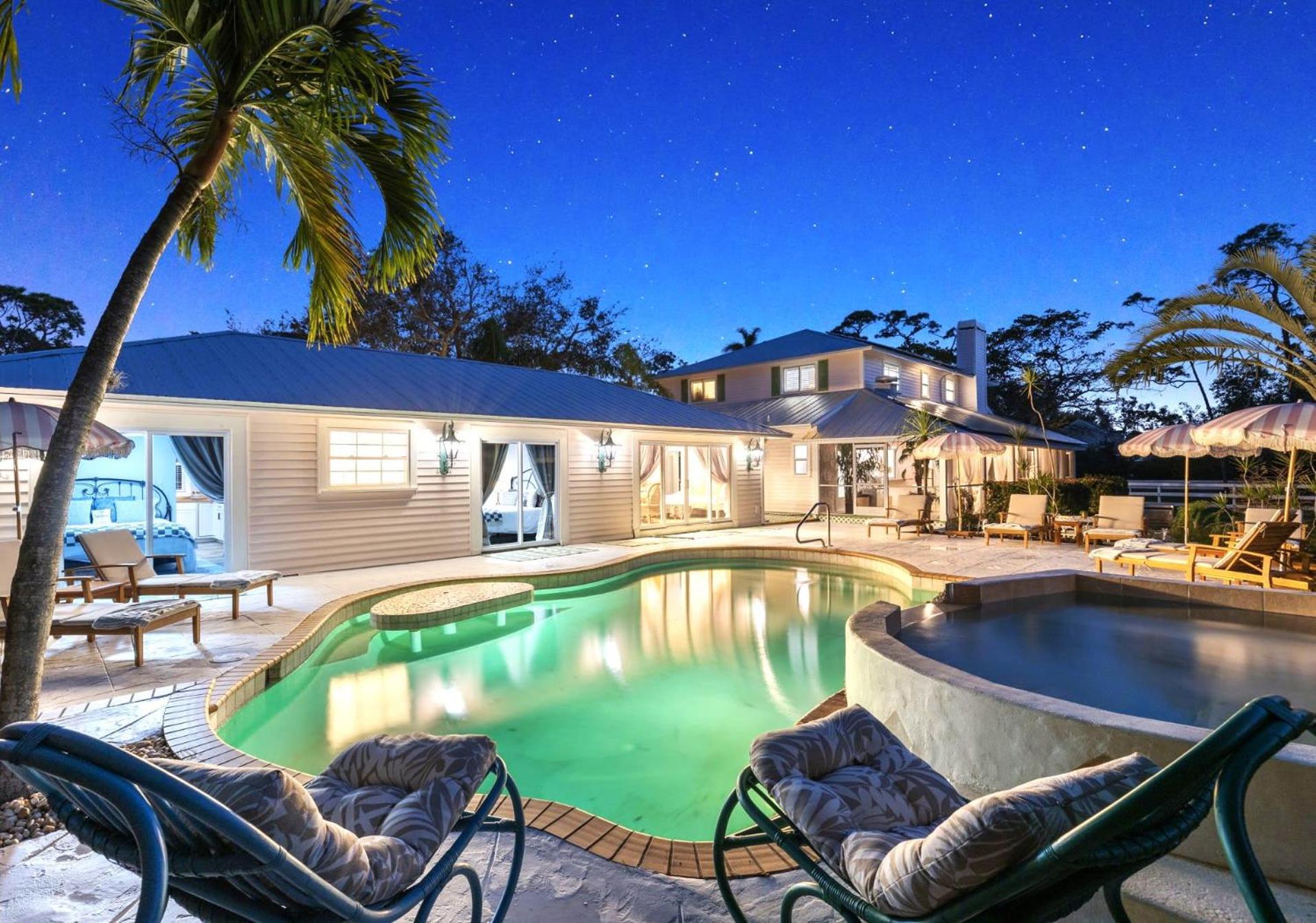 Elegant Private Old South Florida Estate New Sleeps 18 To 20 Large Families Retreat Weddings Reunions Nanny Quarters