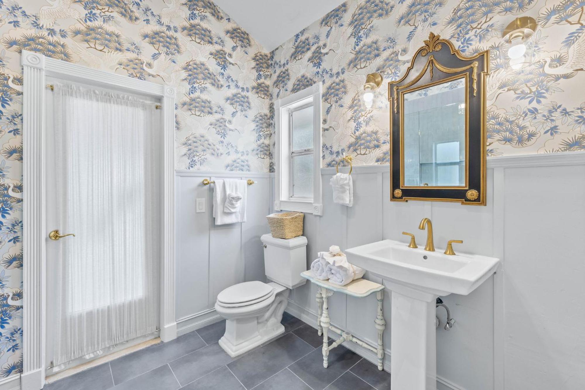 Elegant Private Old South Florida Estate New Sleeps 18 To 20 Large Families Retreat Weddings Reunions Nanny Quarters *