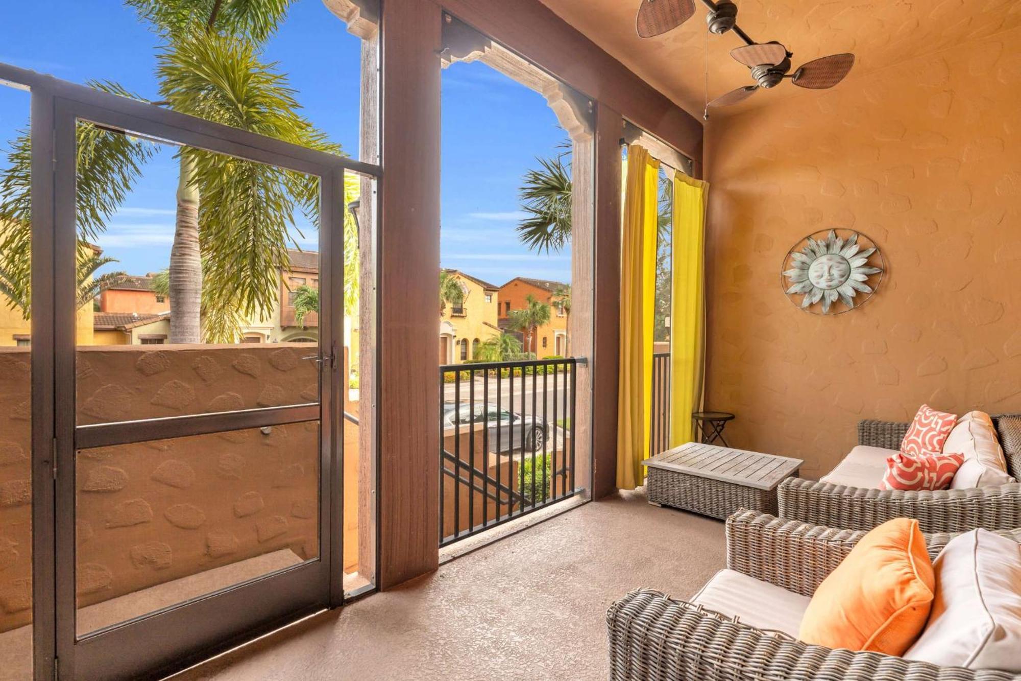 Holiday home Townhome In Paseo Of Myers - Amenities Galore Fort Myers