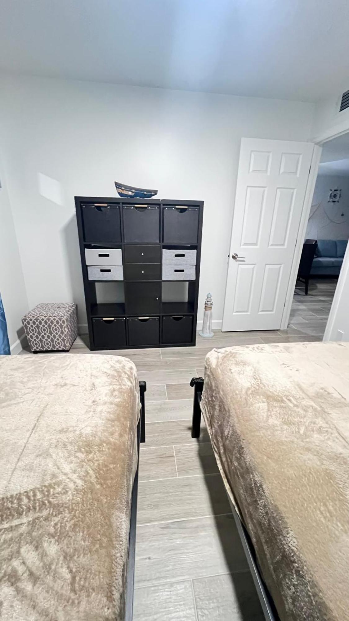 1st Floor, Davis View Condo, Minutes To Sanibel *