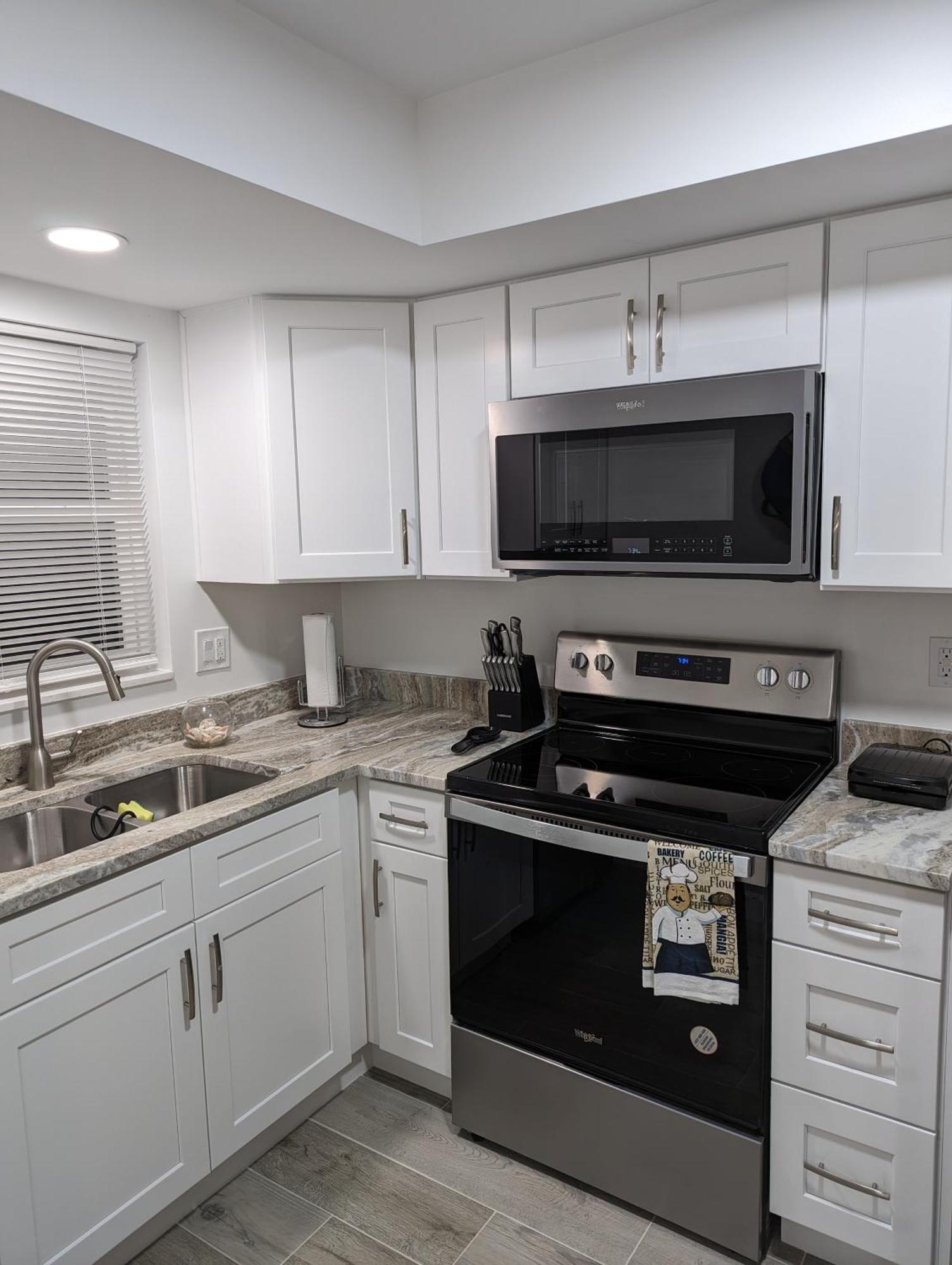1st Floor, Davis View Condo, Minutes To Sanibel *