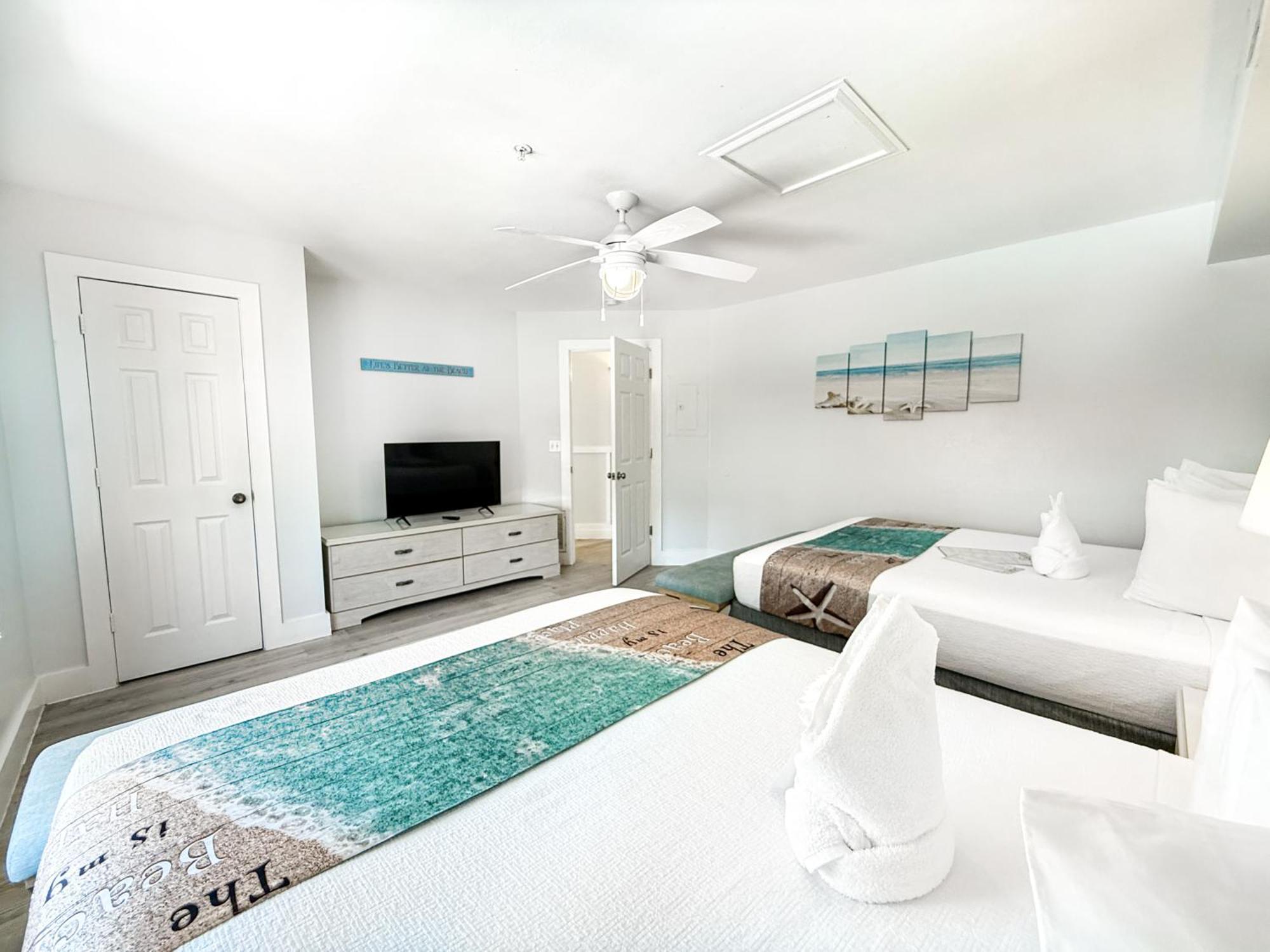 Lighthouse Resort: & Fort Myers Beach
