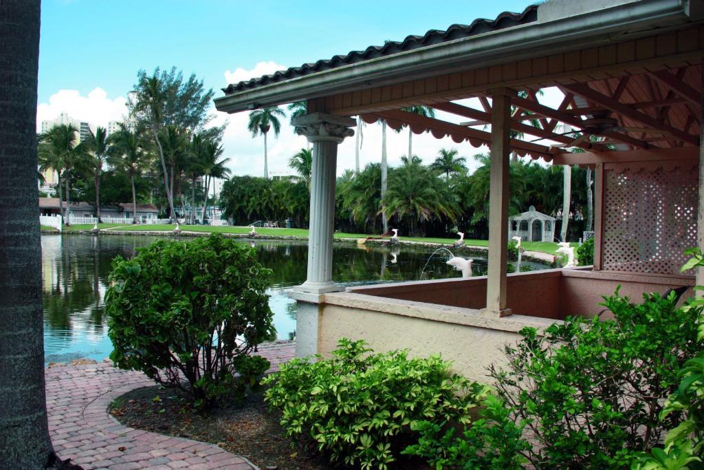 Resort Rock Lake Not Open Due To Hurricane Damages