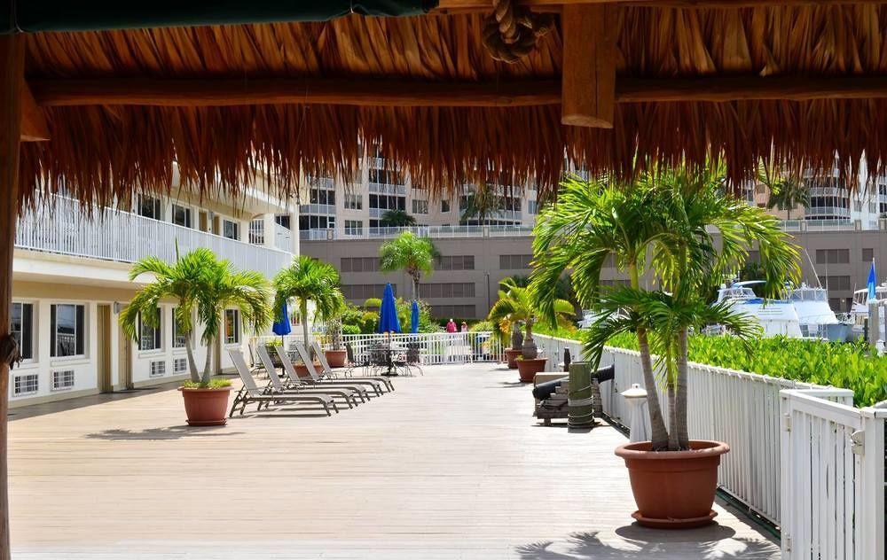 Legacy Harbour & Suites Hotel