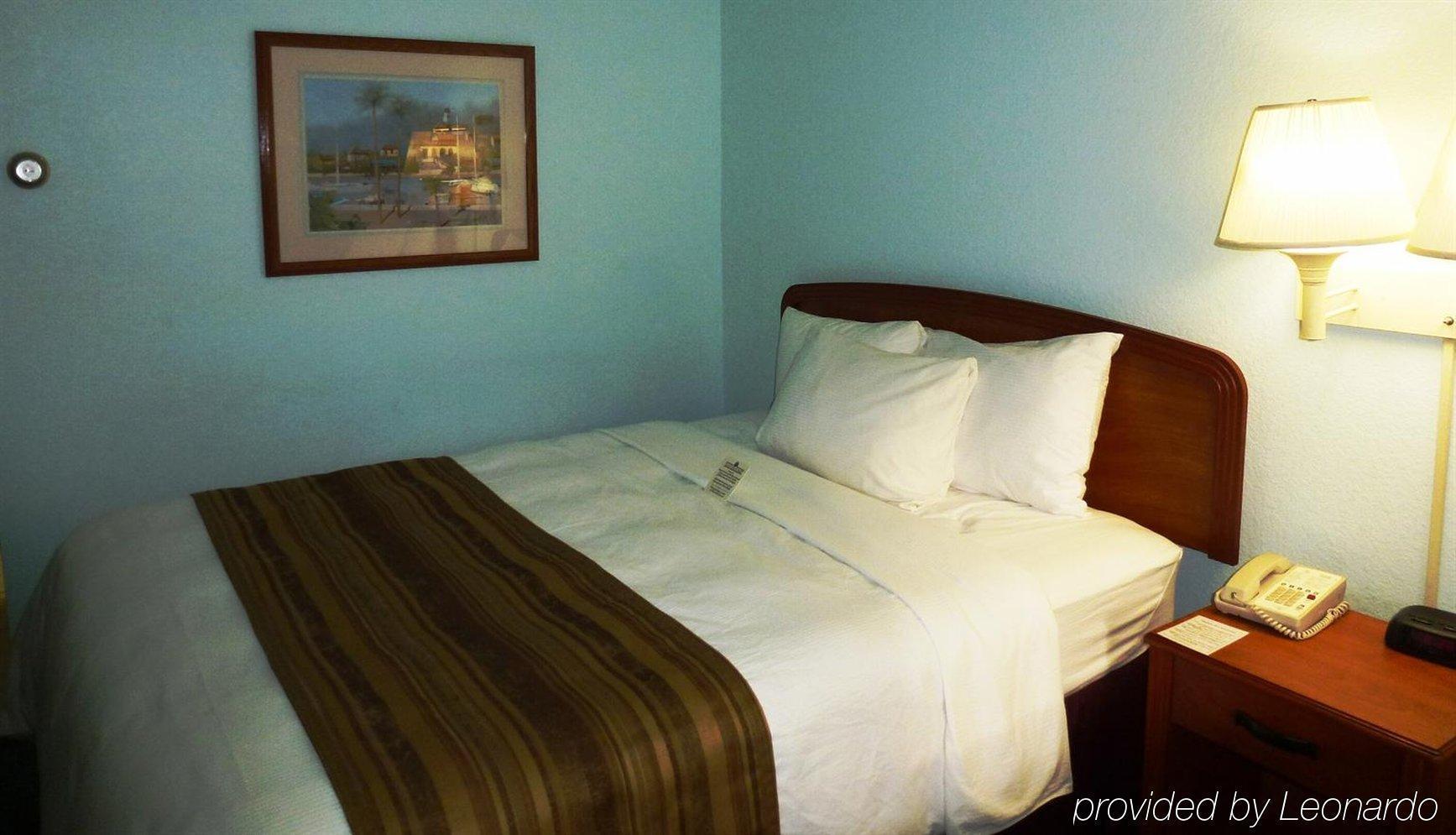 Quality Myers Airport I-75 Hotel