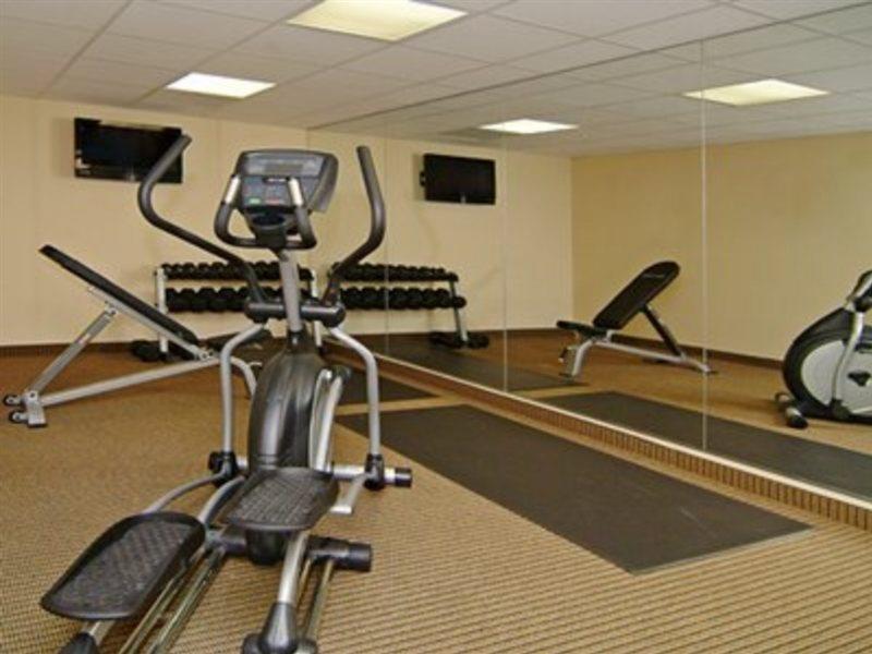 Hotel Comfort & Airport 3*