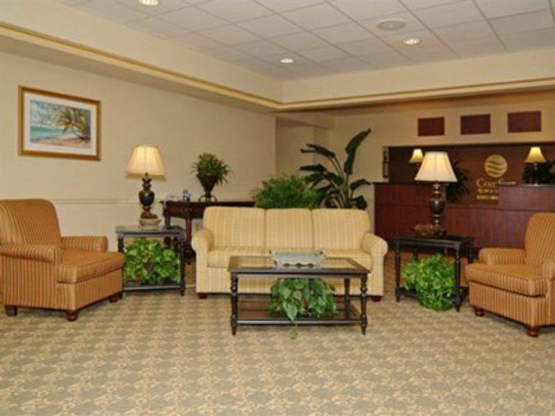 Hotel Comfort & Airport