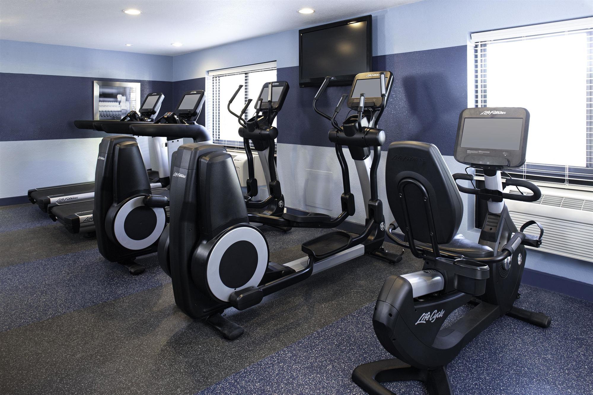 Four Points By Sheraton Myers Airport