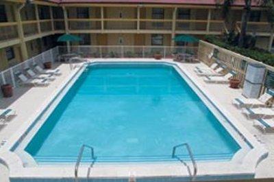 Baymont By Wyndham Myers 3*