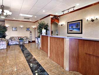 Days By Wyndham Myers Hotel