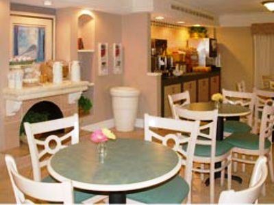 Baymont By Wyndham Myers Hotel Fort Myers
